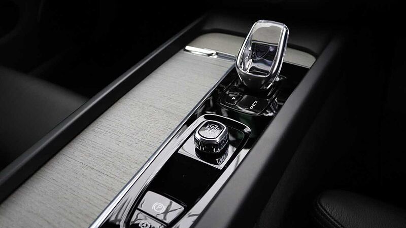 Volvo S60 B5 (P) Inscription (Park Camera, Drive-Modes, Heated Seats)
