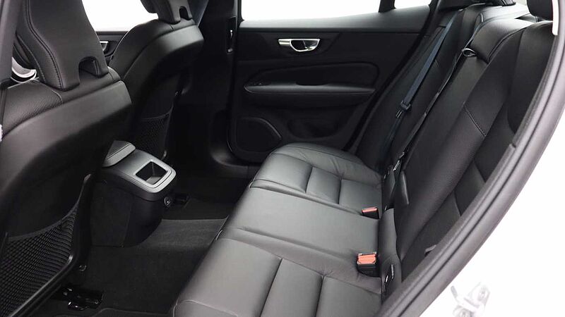 Volvo S60 B5 (P) Inscription (Park Camera, Drive-Modes, Heated Seats)