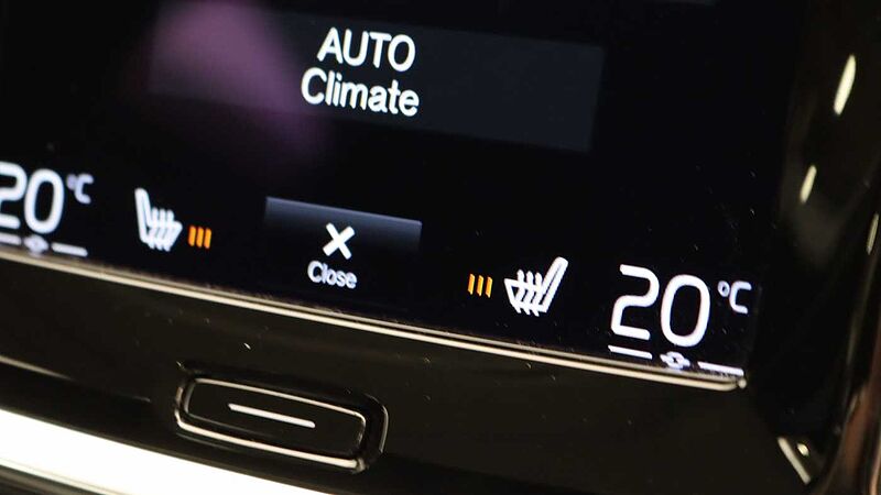 Volvo S60 B5 (P) Inscription (Park Camera, Drive-Modes, Heated Seats)
