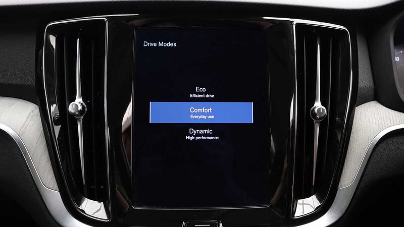 Volvo S60 B5 (P) Inscription (Park Camera, Drive-Modes, Heated Seats)