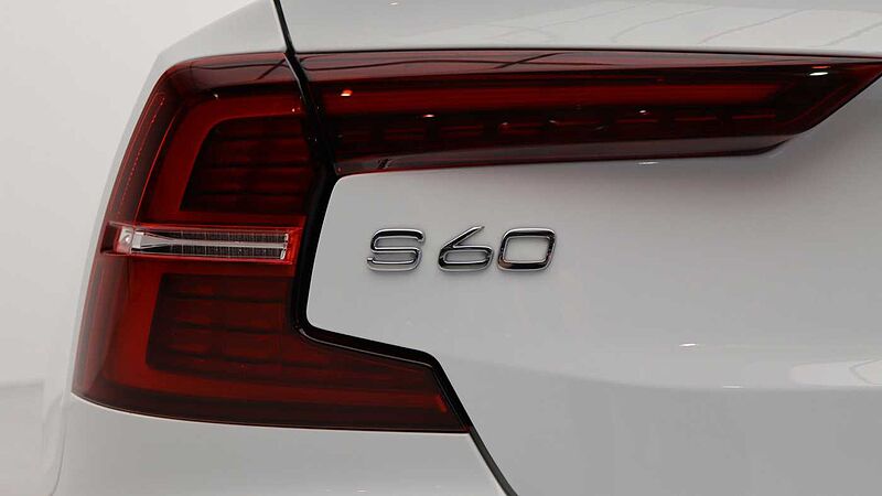 Volvo S60 B5 (P) Inscription (Park Camera, Drive-Modes, Heated Seats)