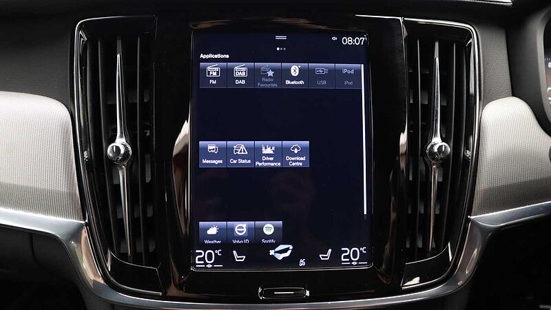 Volvo S90 T8 AWD PHEV R-Design (Climate Pack, Adaptive Cruise, Park Camera)