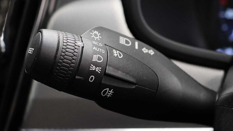 Volvo S90 T8 AWD PHEV R-Design (Climate Pack, Adaptive Cruise, Park Camera)