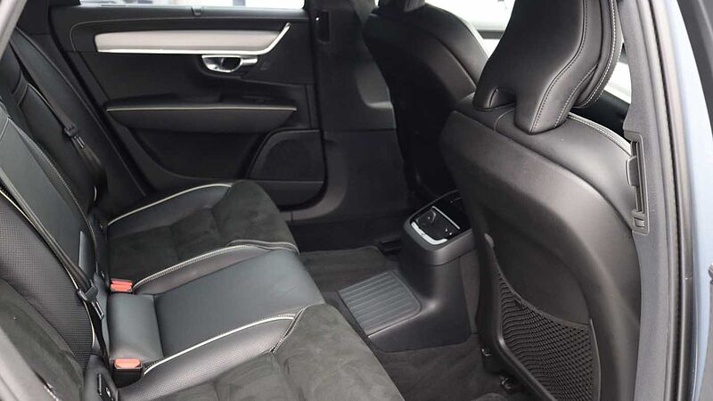 Volvo S90 T8 AWD PHEV R-Design (Climate Pack, Adaptive Cruise, Park Camera)