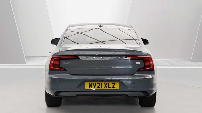 Volvo S90 T8 AWD PHEV R-Design (Climate Pack, Adaptive Cruise, Park Camera)