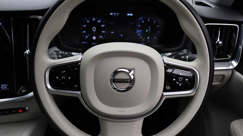 Volvo V60 Cross Country B5 (P) AWD (Park Camera, Blond Leather, Low Mileage, Lovely Car)