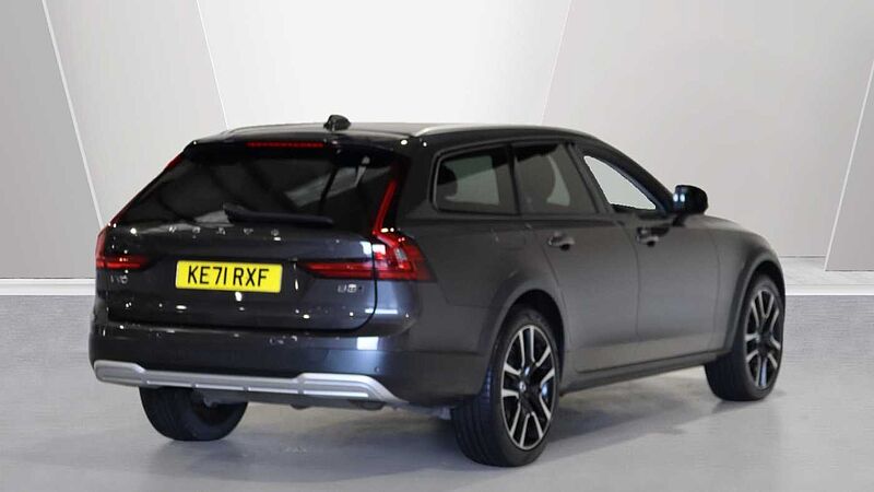 Volvo V90 Cross Country B5 (P) AWD (Lounge & Climate Pack, Sunroof, 360 Camera, Pilot Assist, BLIS)