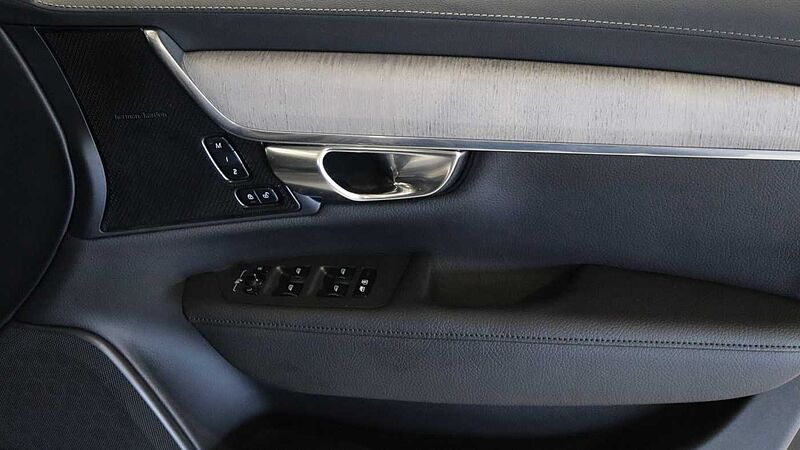 Volvo V90 Cross Country B5 (P) AWD (Lounge & Climate Pack, Sunroof, 360 Camera, Pilot Assist, BLIS)