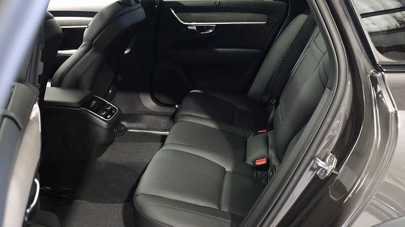 Volvo V90 Cross Country B5 (P) AWD (Lounge & Climate Pack, Sunroof, 360 Camera, Pilot Assist, BLIS)