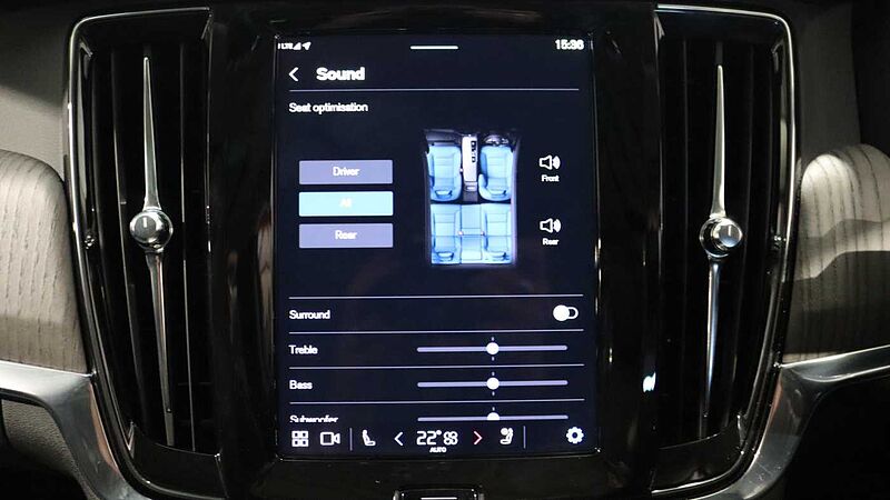 Volvo V90 Cross Country B5 (P) AWD (Lounge & Climate Pack, Sunroof, 360 Camera, Pilot Assist, BLIS)