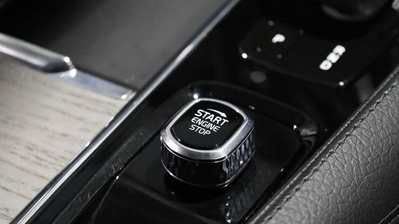 Volvo V90 Cross Country B5 (P) AWD (Lounge & Climate Pack, Sunroof, 360 Camera, Pilot Assist, BLIS)