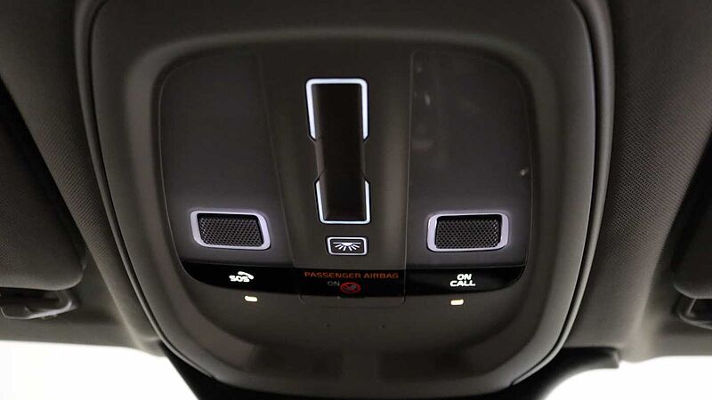 Volvo V90 Cross Country B5 (P) AWD (Lounge & Climate Pack, Sunroof, 360 Camera, Pilot Assist, BLIS)