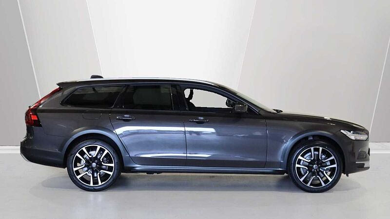 Volvo V90 Cross Country B5 (P) AWD (Lounge & Climate Pack, Sunroof, 360 Camera, Pilot Assist, BLIS)