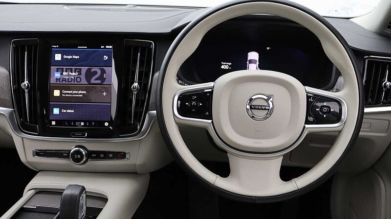 Volvo V90 Cross Country B5 (D) AWD Plus (Blond Leather, Harman/Kardon Sound, 360 Camera)