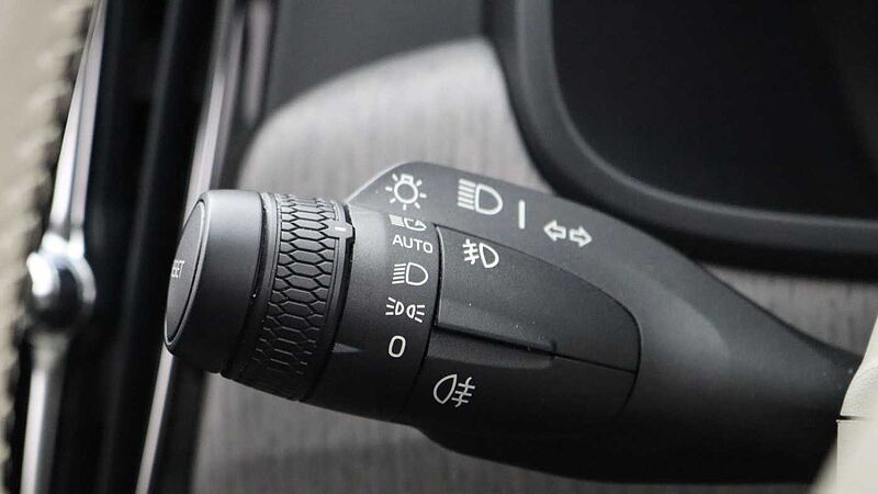 Volvo V90 Cross Country B5 (D) AWD Plus (Blond Leather, Harman/Kardon Sound, 360 Camera)