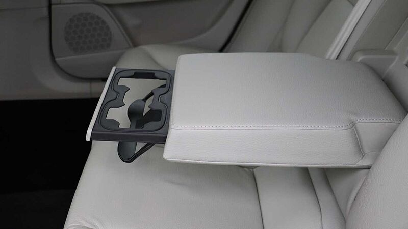 Volvo V90 Cross Country B5 (D) AWD Plus (Blond Leather, Harman/Kardon Sound, 360 Camera)