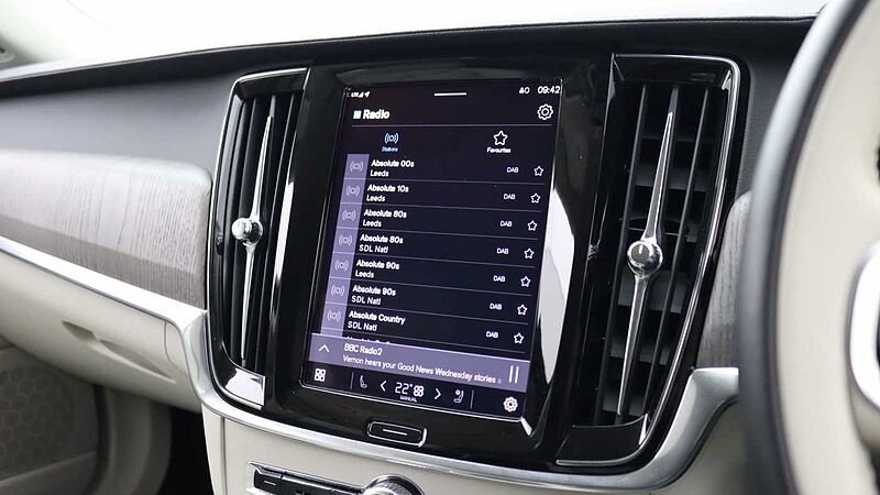 Volvo V90 Cross Country B5 (D) AWD Plus (Blond Leather, Harman/Kardon Sound, 360 Camera)