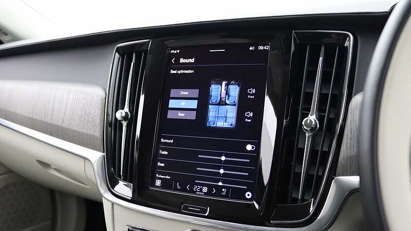 Volvo V90 Cross Country B5 (D) AWD Plus (Blond Leather, Harman/Kardon Sound, 360 Camera)