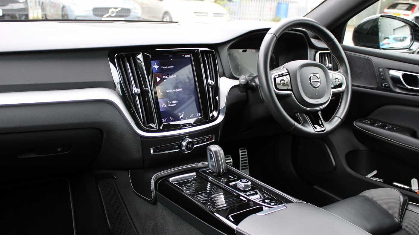 Volvo S60 T8 AWD PHEV R-Design Plus (Xenium & Winter Packs & Harman/Kardon Audio)