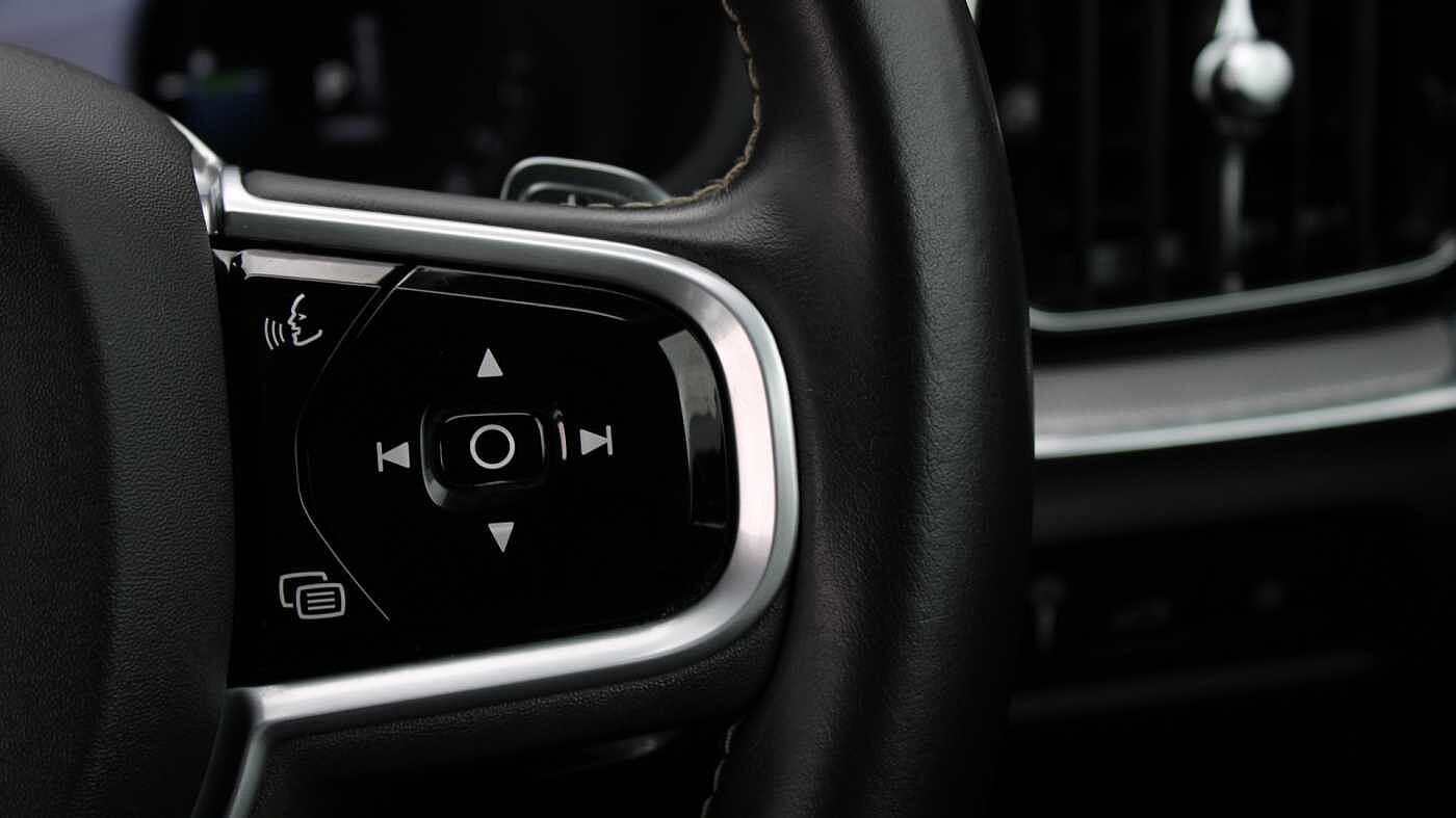 Volvo S60 T8 AWD PHEV R-Design Plus (Xenium & Winter Packs & Harman/Kardon Audio)