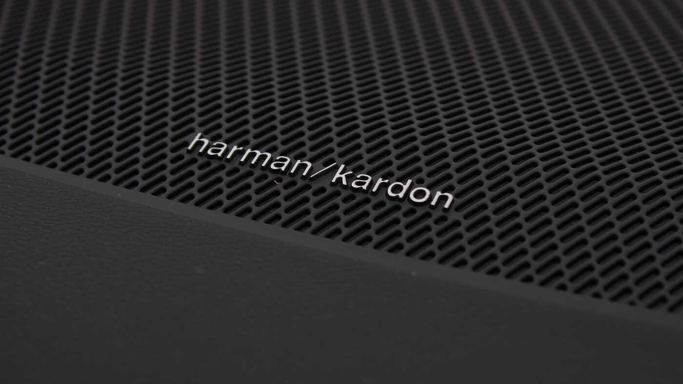 Volvo S60 T8 AWD PHEV R-Design Plus (Xenium & Winter Packs & Harman/Kardon Audio)