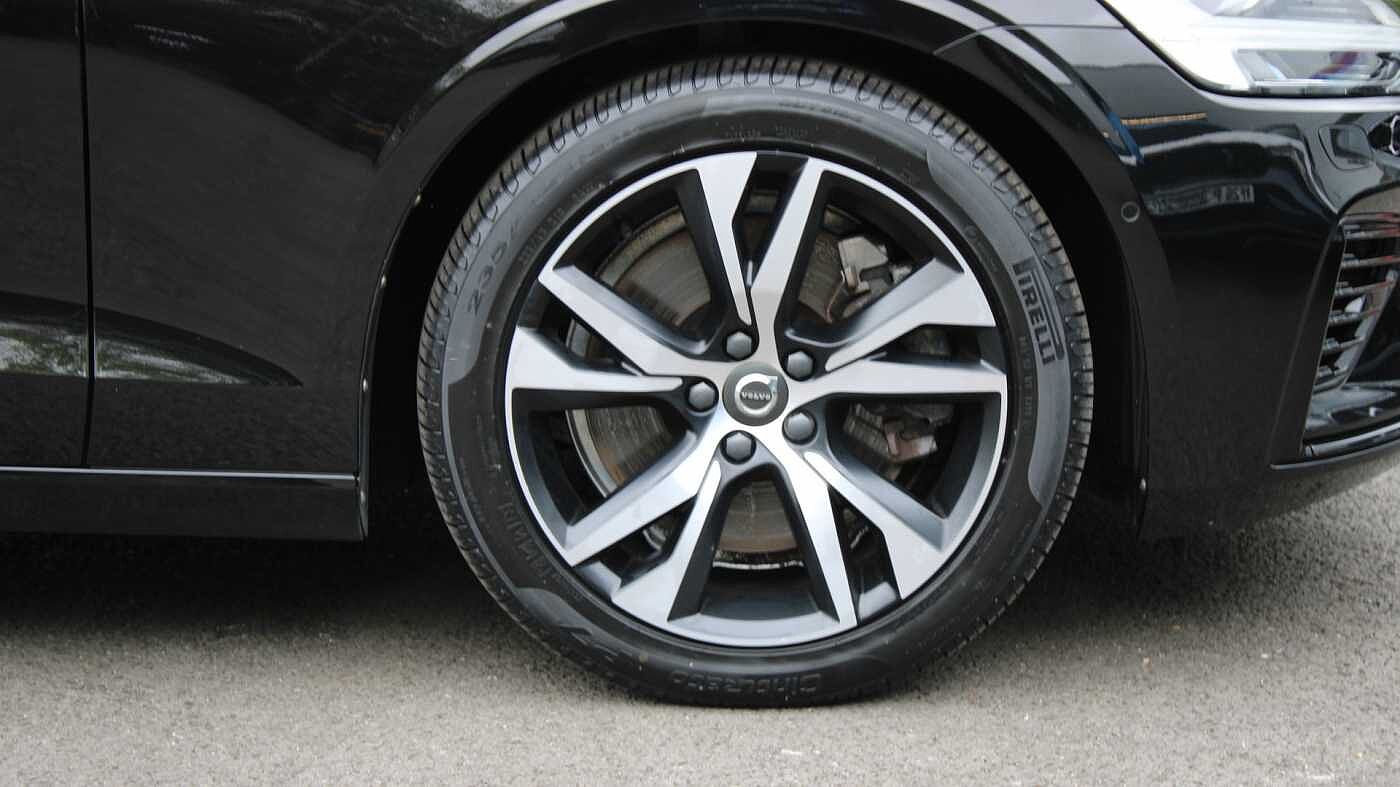 Volvo S60 T8 AWD PHEV R-Design Plus (Xenium & Winter Packs & Harman/Kardon Audio)