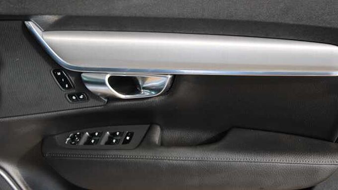 Volvo S90 T4 Momentum Plus (Park Camera, Heated Seats, Pilot Assist)