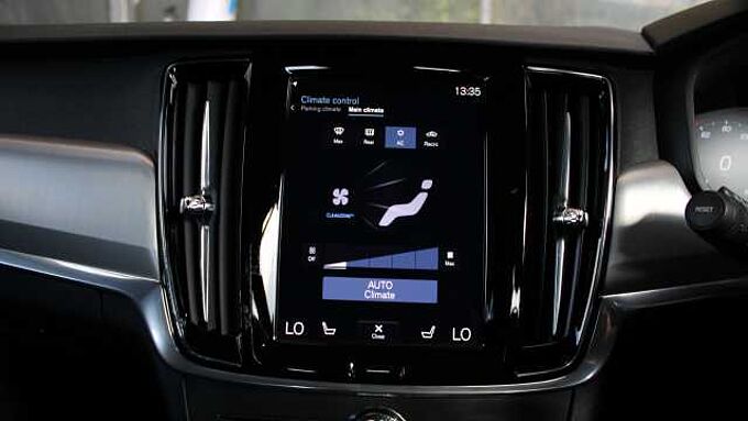 Volvo S90 T4 Momentum Plus (Park Camera, Heated Seats, Pilot Assist)
