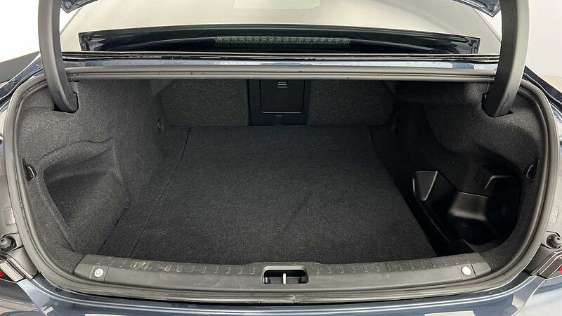 Volvo S90 T8 PHEV AWD R-Design (Heated Seats, BLIS, Rear Camera)