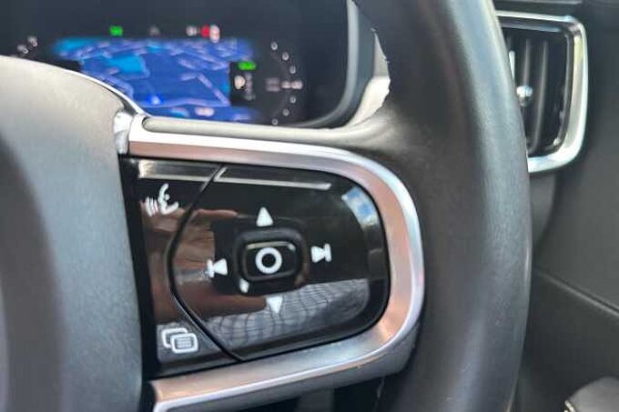 Volvo S90 2.0 T8 Recharge Phev R Design 4Dr Awd Auto