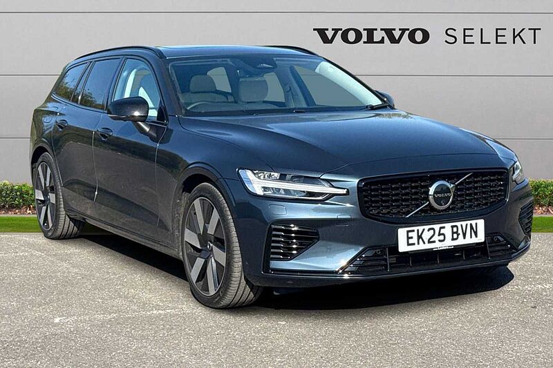 Volvo V60 Ultra, T8 AWD Plug-in hybrid, Electric/Petrol, Dark
