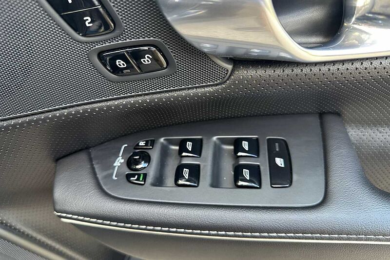 Volvo S90 2.0 T8 Recharge Phev R Design 4Dr Awd Auto