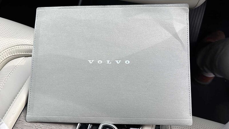 Volvo XC90 Ultra, T8 AWD Plug-in hybrid, Electric/Petrol, Bright, 7 Seats