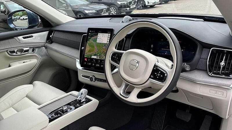 Volvo XC90 Ultra, T8 AWD Plug-in hybrid, Electric/Petrol, Bright, 7 Seats