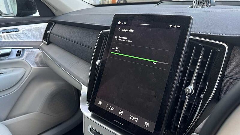 Volvo XC90 Ultra, T8 AWD Plug-in hybrid, Electric/Petrol, Dark, 7 Seats