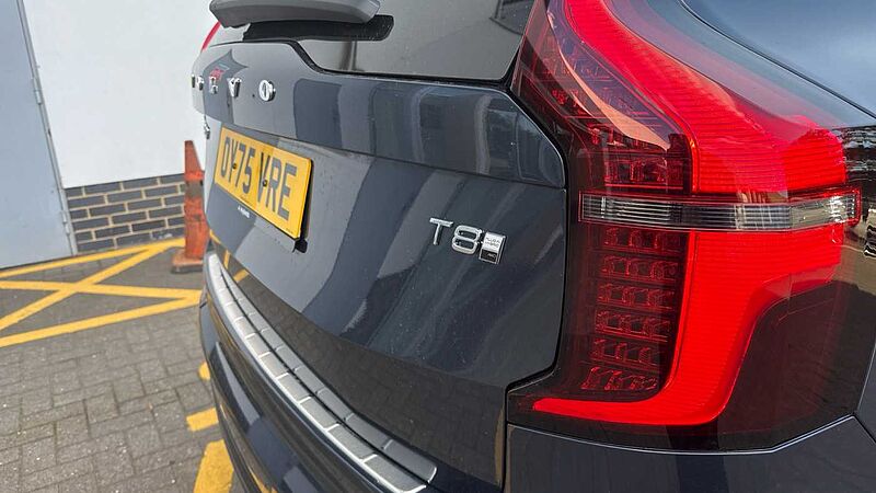 Volvo XC90 Ultra, T8 AWD Plug-in hybrid, Electric/Petrol, Dark, 7 Seats