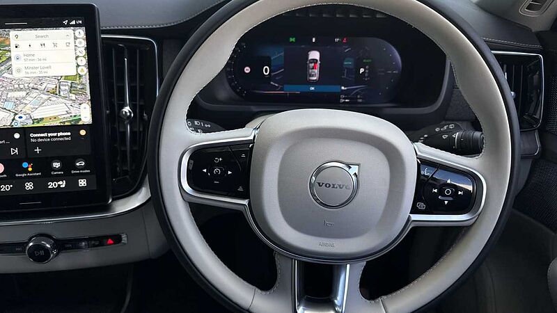 Volvo XC90 Ultra, T8 AWD Plug-in hybrid, Electric/Petrol, Dark, 7 Seats
