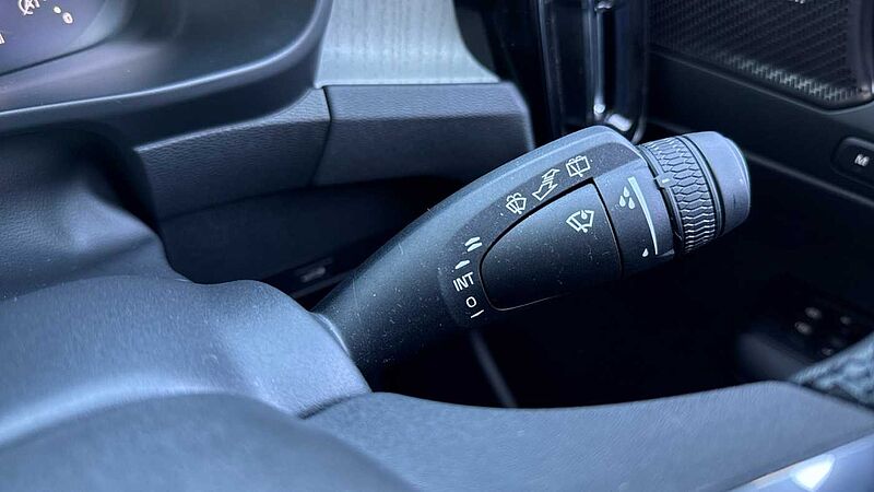 Volvo XC40 Ultra, B4 Mild hybrid, Petrol, Dark