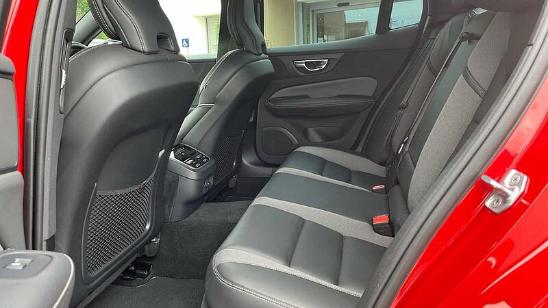 Volvo S60 2.0 B5P R DESIGN 4dr Auto Petrol Saloon