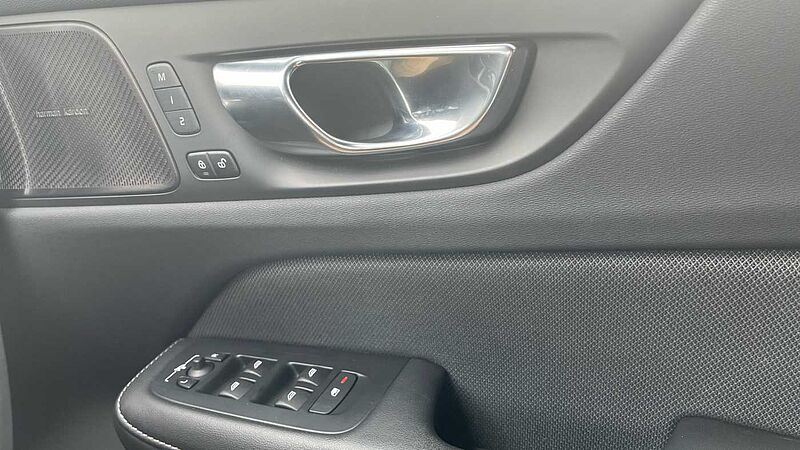 Volvo S60 2.0 B5P R DESIGN 4dr Auto Petrol Saloon