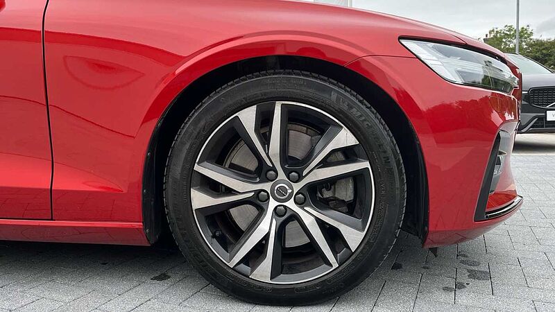 Volvo S60 2.0 B5P R DESIGN 4dr Auto Petrol Saloon