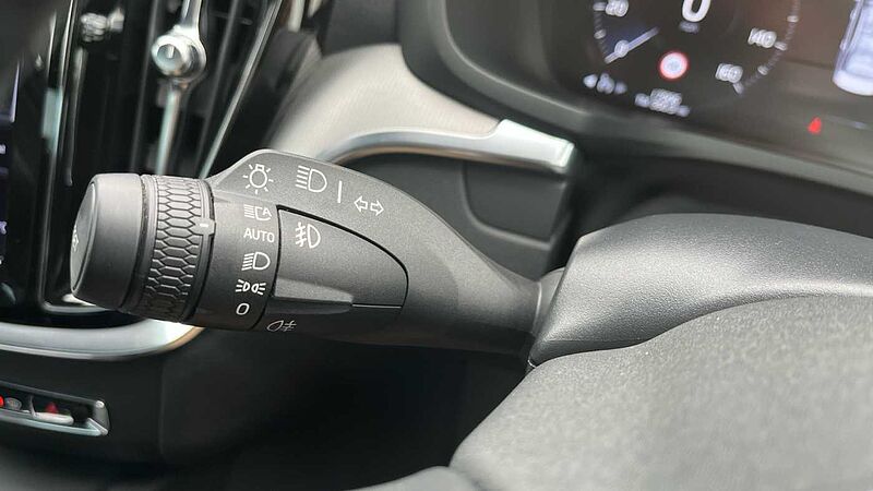 Volvo S60 2.0 B5P R DESIGN 4dr Auto Petrol Saloon