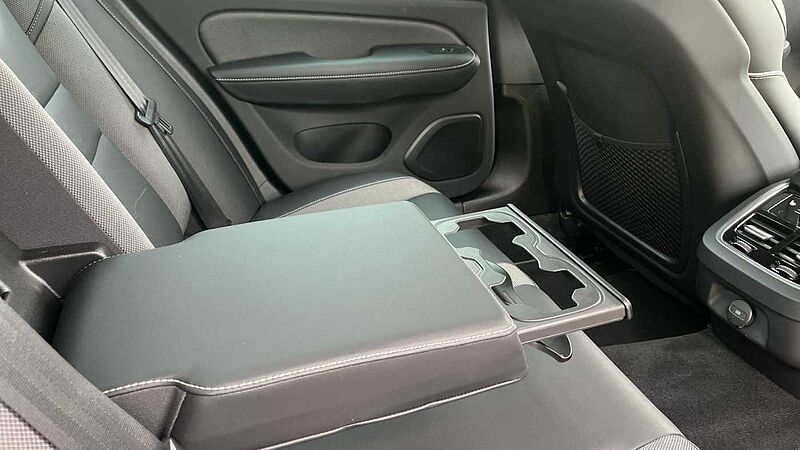 Volvo S60 2.0 B5P R DESIGN 4dr Auto Petrol Saloon