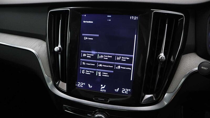 Volvo V60 Cross Country Country, B5 AWD mild hybrid