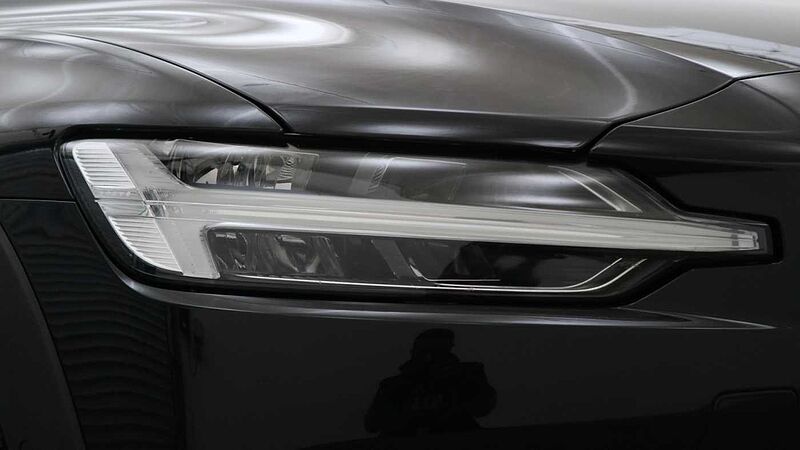 Volvo V60 Cross Country Country, B5 AWD mild hybrid