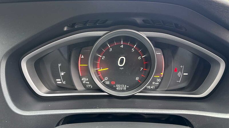 Volvo V40 Cross Country T3 Pro Manual