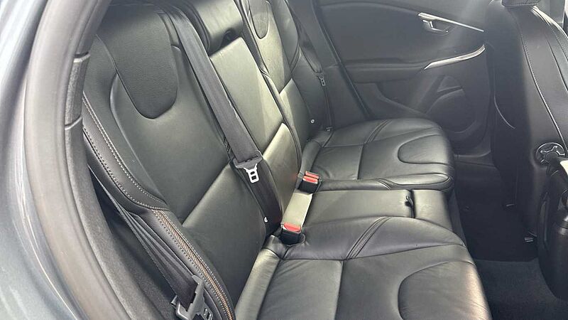Volvo V40 Cross Country T3 Pro Manual