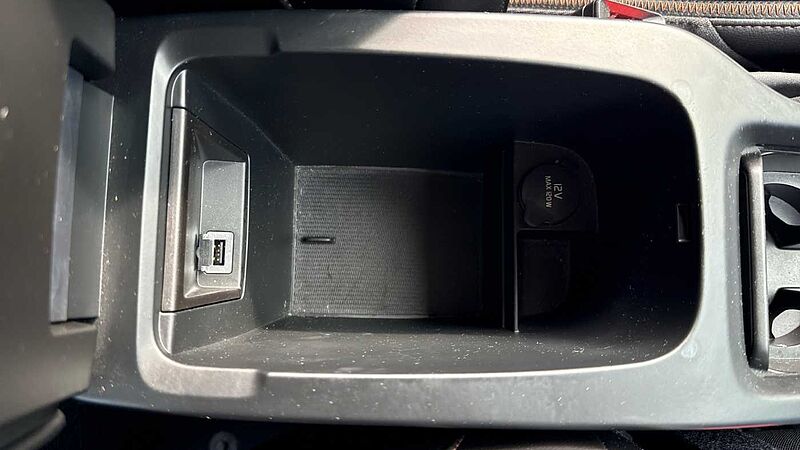 Volvo V40 Cross Country T3 Pro Manual