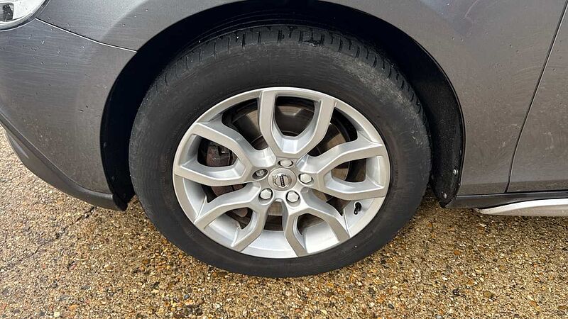 Volvo V40 Cross Country T3 Pro Manual
