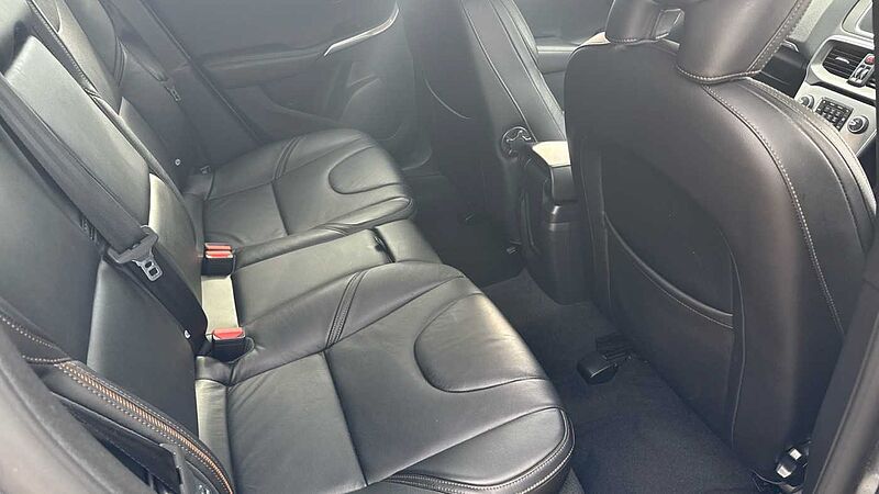 Volvo V40 Cross Country T3 Pro Manual